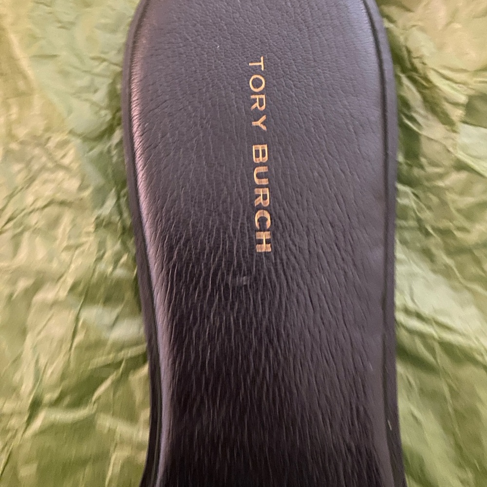 Tory Burch NWOB SIZE 9M Everly Embellished Slide Sandals Black Tumbled Leather - Picture 6 of 11